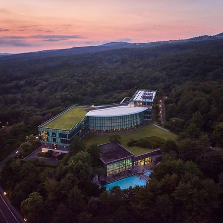 วี โฮเต็ล เชจู Hotel ซอกวีโพ ภายนอก รูปภาพ